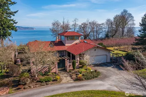 5477 Wilkinson Rd, Langley, WA 98260