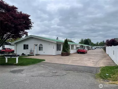 109 4th Ave SE, Pacific, WA 98047