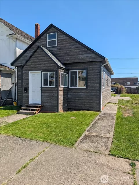 1009 W 1st St, Aberdeen, WA 98520