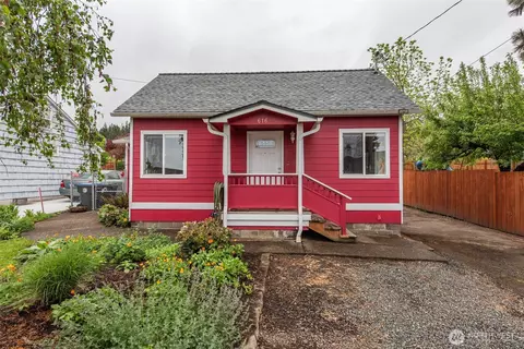 616 E Lopez Ave, Port Angeles, WA 98362