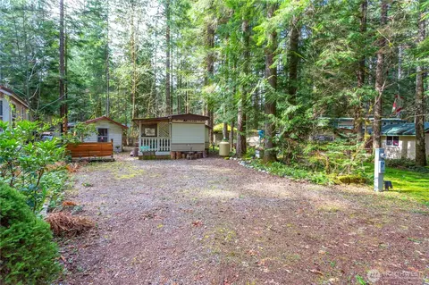 22 1 Goldrush Rd, Deming, WA 98244
