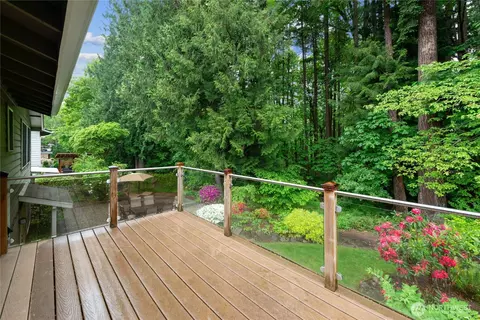 Exterior - 20218 108th Ave NE, Bothell, WA 98011 photo 3 of 5