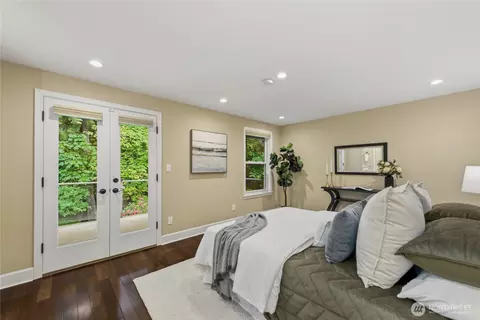 Bedroom - 20218 108th Ave NE, Bothell, WA 98011 photo 2 of 4
