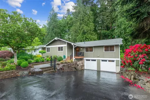 20218 108th Ave NE, Bothell, WA 98011