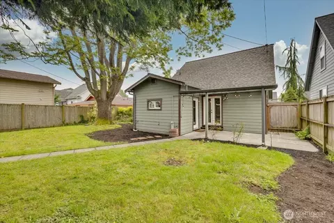 Exterior - 1505 Lombard Ave, Everett, WA 98201 photo 3 of 6