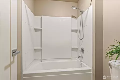 Bath - 4100 168th Pl SE, Bothell, WA 98012 photo 5 of 5