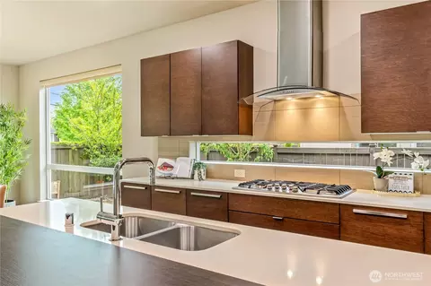 Kitchen - 4100 168th Pl SE, Bothell, WA 98012 photo 2 of 5
