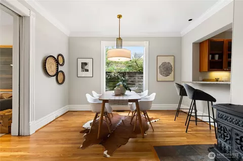 Dining - 2202 E John St, Seattle, WA 98112 photo 2 of 4