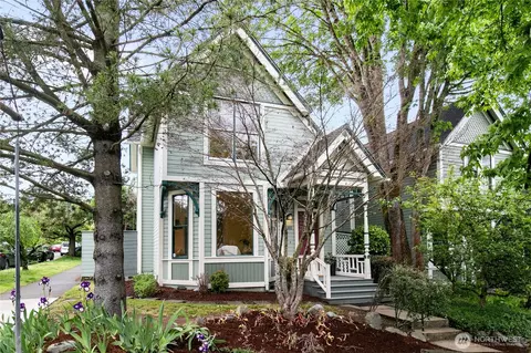 Exterior - 2202 E John St, Seattle, WA 98112 photo 7 of 8