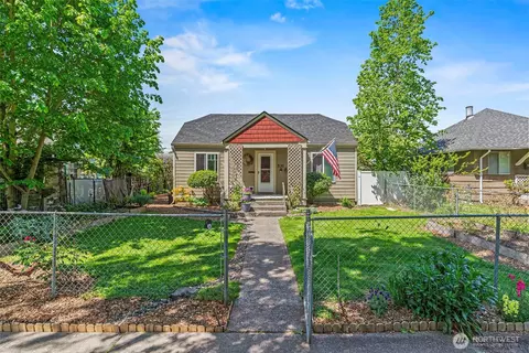531 16th Ave, Longview, WA 98632