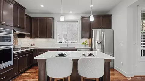 Kitchen - 18726 43rd Dr SE, Bothell, WA 98012 photo 3 of 4