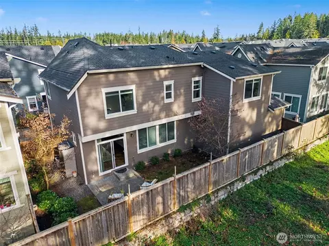 Exterior - 18726 43rd Dr SE, Bothell, WA 98012 photo 6 of 6