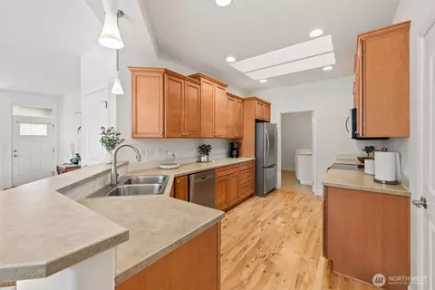 Kitchen - 433 Big Leaf Ct, Sequim, WA 98382 photo 1 of 6