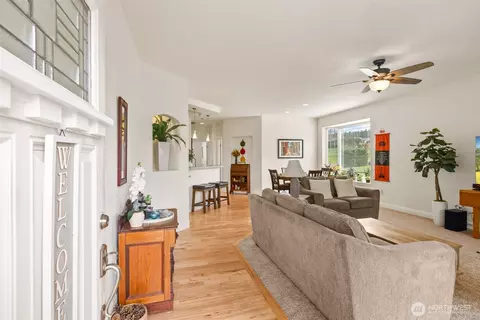 Entry Way - 433 Big Leaf Ct, Sequim, WA 98382 photo 1 of 2