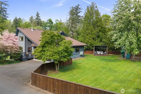 26120 220th Ave SE, Maple Valley, WA 98038