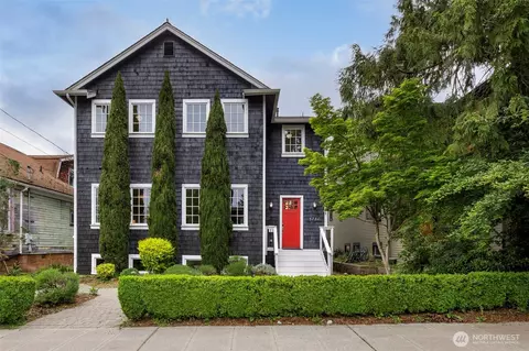 5726 Kirkwood Pl N, Seattle, WA 98103