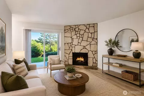 14443 127th #S7, Kirkland, WA 98034