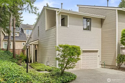 1400 Bellevue Way SE #1, Bellevue, WA 98004