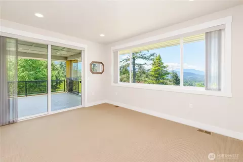 Bedroom - 1393 Doe Run Rd, Sequim, WA 98382 photo 3 of 3