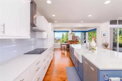 Kitchen - 1393 Doe Run Rd, Sequim, WA 98382 photo 3 of 6