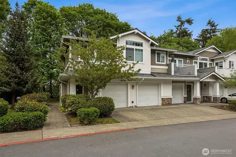 21048 40th Pl S #J2, Seatac, WA 98198