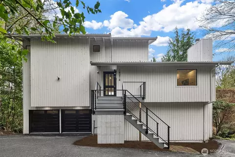 14214 Westwood Pl NE, Seattle, WA 98125