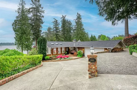 18816 51st St E, Lake Tapps, WA 98391