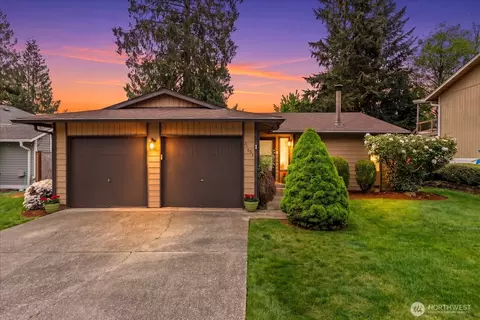 21653 SE 268th St, Maple Valley, WA 98038