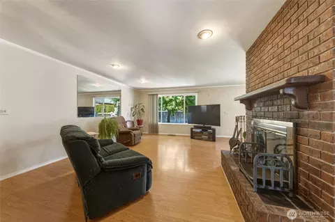 Living - 2159 Granite Dr, Walla Walla, WA 99362 photo 1 of 2
