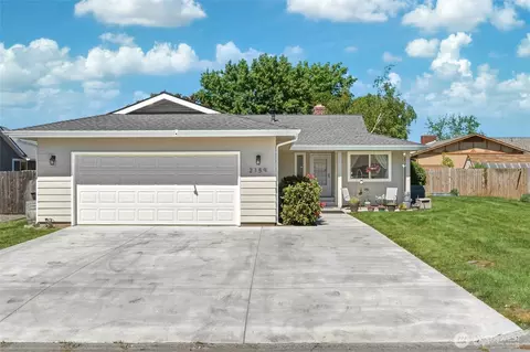 Exterior - 2159 Granite Dr, Walla Walla, WA 99362 photo 2 of 7
