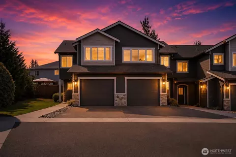 3910 132nd St SW #B, Lynnwood, WA 98087