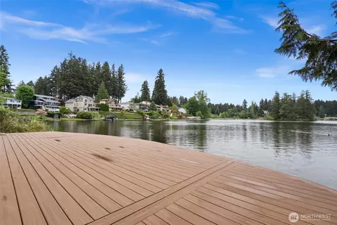 3502 Long Lake Dr SE, Lacey, WA 98503