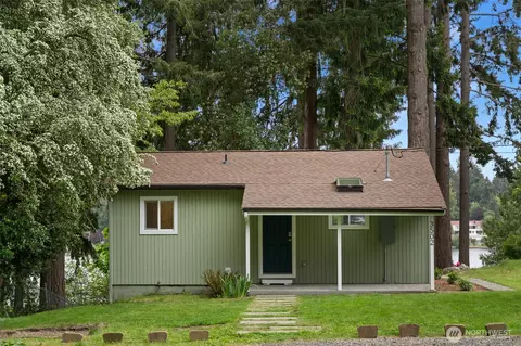 3502 Long Lake Dr SE, Lacey, WA 98503