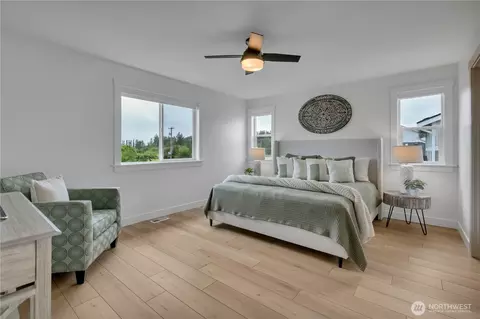 Bedroom - 164 Hogan Dr, Enumclaw, WA 98022 photo 1 of 4