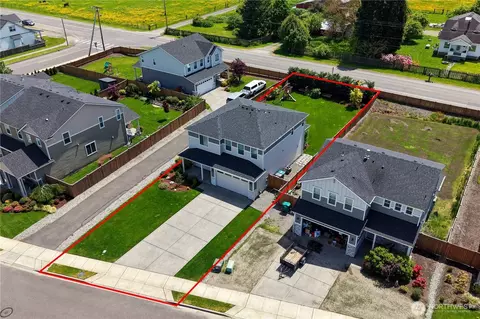 View/Area - 164 Hogan Dr, Enumclaw, WA 98022 photo 5 of 5