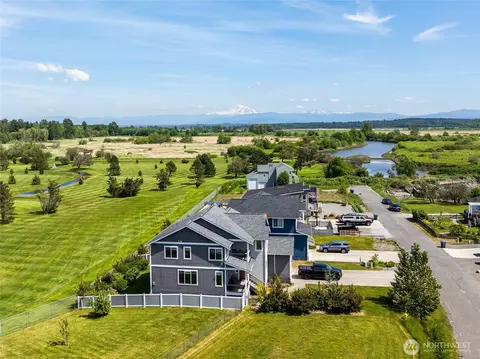 4446 Decatur Dr, Ferndale, WA 98248