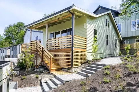 4582 22nd Ave SW, Seattle, WA 98106