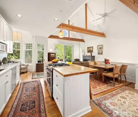 Kitchen - 2511 E Roy St, Seattle, WA 98112 photo 1 of 5
