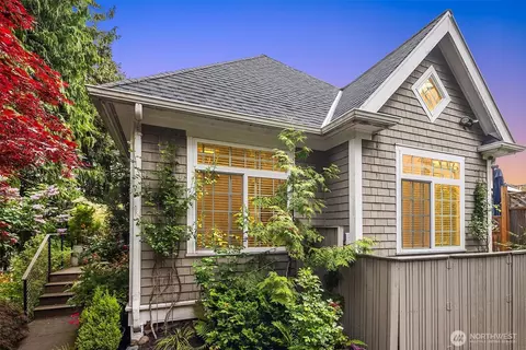 Exterior - 2511 E Roy St, Seattle, WA 98112 photo 2 of 7