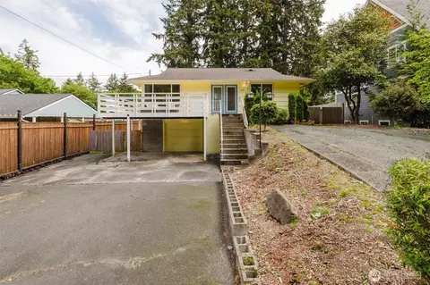 3234 Rocky Point Rd NW, Bremerton, WA 98312
