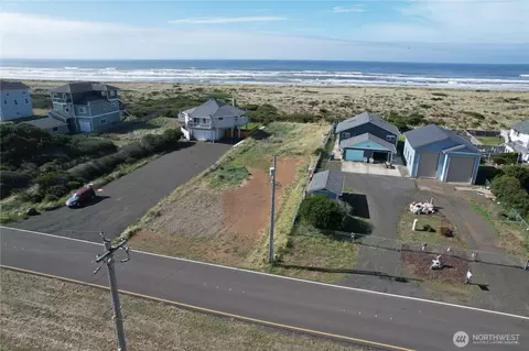 1161 Ocean Shores Blvd SW, Ocean Shores, WA 98569