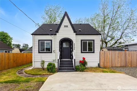 9402 Portland Ave E, Tacoma, WA 98445