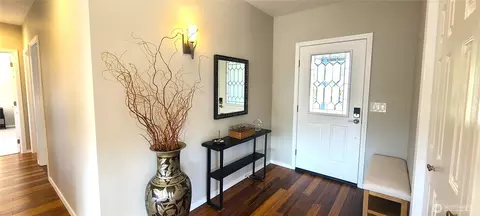 Entry Way - 303 Falcon Rd, Sequim, WA 98382 photo 1 of 1
