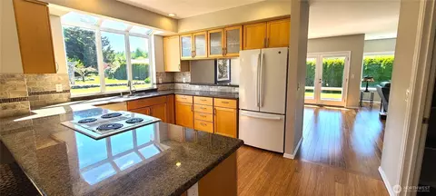 Kitchen - 303 Falcon Rd, Sequim, WA 98382 photo 2 of 4