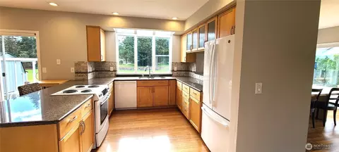 Kitchen - 303 Falcon Rd, Sequim, WA 98382 photo 1 of 4
