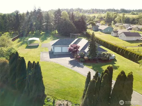 303 Falcon Rd, Sequim, WA 98382
