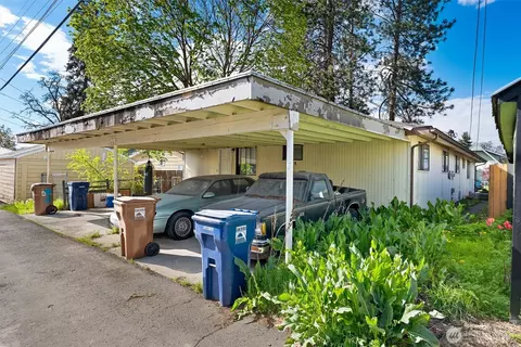 Exterior - 520 E Wabash Ave, Spokane, WA 99207 photo 3 of 4