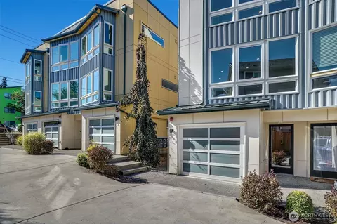 7526 43rd Ave S, Seattle, WA 98118