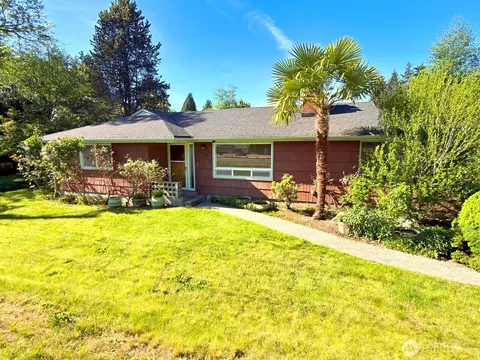 638 S 160th St, Burien, WA 98148