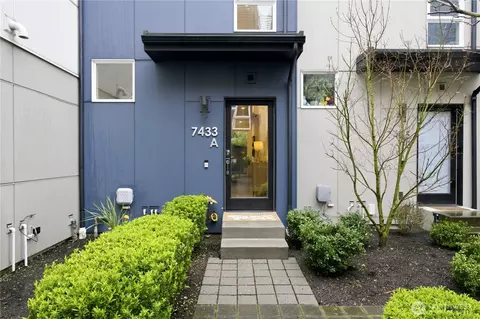 7433 A 4th Ave NE, Seattle, WA 98115
